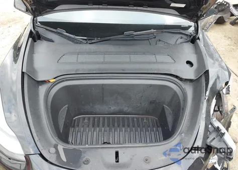 2023 Tesla Model Y Awd/Long Range Dual Motor All-Wheel Drive из США, поврежденный, VIN 7SAYGDEE8PA110476